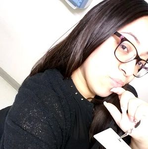 Meet your Posher, Charmaine